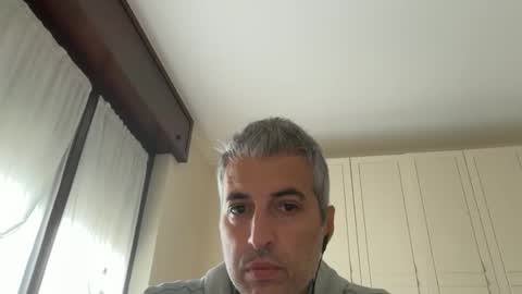 Snapshot of manager82 chatting on October 1, 8:31 am manager82 online show from October 1, 8:31 am