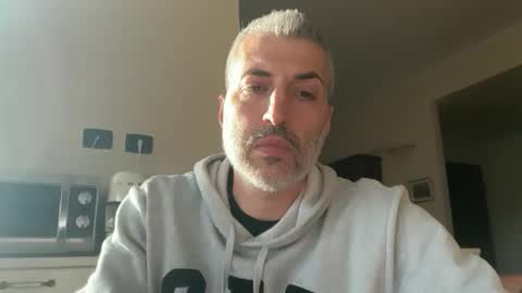 Snapshot of manager82 chatting on January 12, 2:22 pm manager82 online show from January 12, 2:22 pm