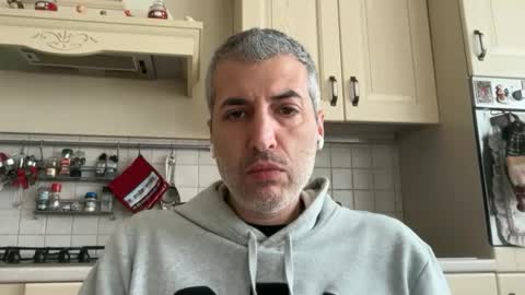 Snapshot of manager82 chatting on February 9, 9:02 am manager82 online show from February 9, 9:02 am