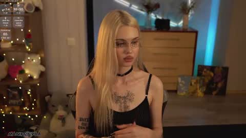 Amelie online show from June 14, 2:24 am