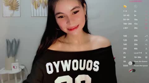 manilynforyou online show from October 28, 2:04 am