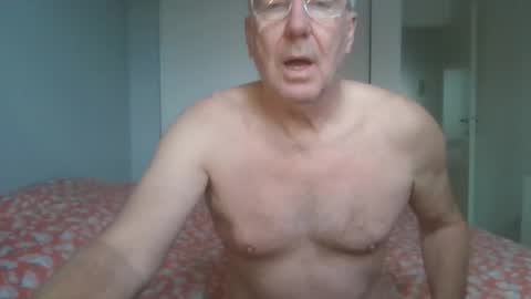 manngrossbite online show from May 6, 8:08 am