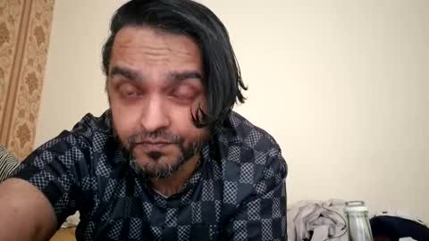 Snapshot of manny501984 chatting on April 4, 2:03 pm manny501984 online show from April 4, 2:03 pm