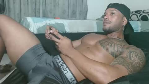 Manolo online show from February 20, 2:28 pm