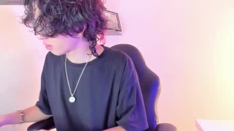 Manuel online show from October 10, 3:49 am