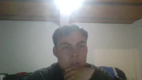 Snapshot of manuel9810 chatting on March 19, 4:38 am manuel9810 online show from March 19, 4:38 am