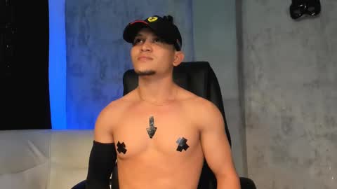 Manuel online show from October 1, 9:10 pm