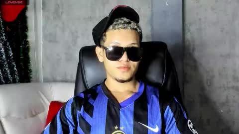 Manuel online show from January 14, 2:28 am