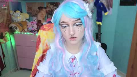 Manuela online show from November 22, 4:44 am