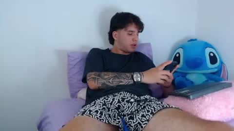 Manuel online show from June 11, 3:04 am