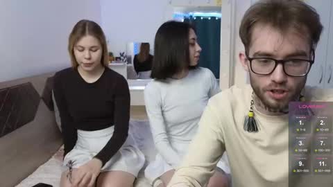 mar7gan online show from February 12, 11:05 am