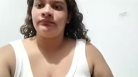 mara_lopez001 online show from May 17, 1:03 am