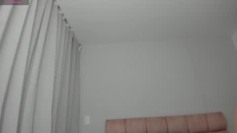 mara modelo independiente online show from September 15, 1:27 am