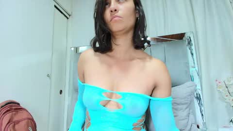 maraa_x online show from April 30, 11:38 am