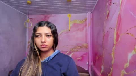 Maraluna online show from May 28, 11:40 am