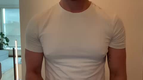 Snapshot of marcb212 chatting on February 23, 11:22 am marcb212 online show from February 23, 11:22 am