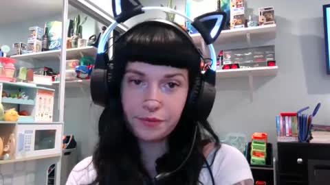 MarcelineAltaria online show from February 13, 6:30 am