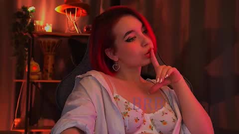 MarcelineChi online show from February 6, 8:40 am