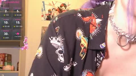 marci_n online show from October 10, 9:47 pm