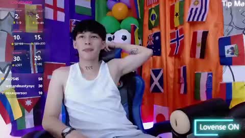 marco_777_ online show from July 1, 7:02 pm