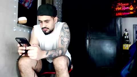 marco_aure online show from June 20, 1:19 am