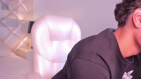 marco_deluxe online show from May 13, 11:40 am