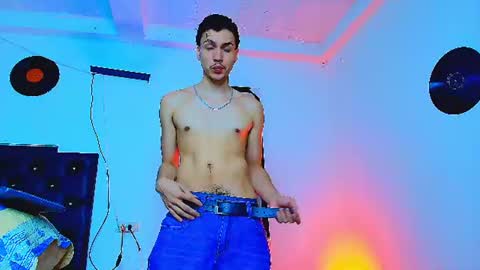 Marcus hanks1 online show from June 27, 2:05 am