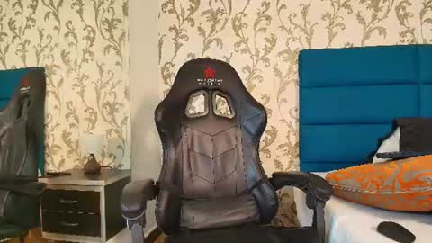 marcus_jeron online show from June 15, 3:53 am