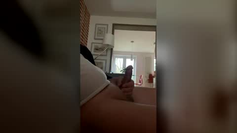 Snapshot of marcusflying chatting on March 8, 7:45 am marcusflying online show from March 8, 7:45 am