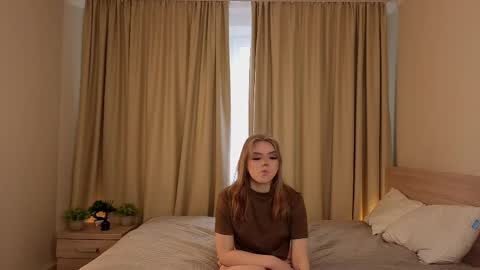 Snapshot of margaret_tre chatting on April 13, 5:35 am Margaret online show from April 13, 5:35 am