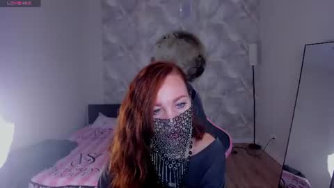 Snapshot of margo_kellly chatting on June 18, 1:06 am Margo Kellly online show from June 18, 1:06 am