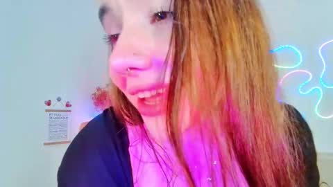 Snapshot of margott_joy chatting on February 21, 8:21 pm Margo online show from February 21, 8:21 pm