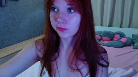 Snapshot of margoviento chatting on July 4, 8:15 pm Margo online show from July 4, 8:15 pm