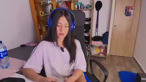 mari_mar69 online show from July 24, 11:19 am