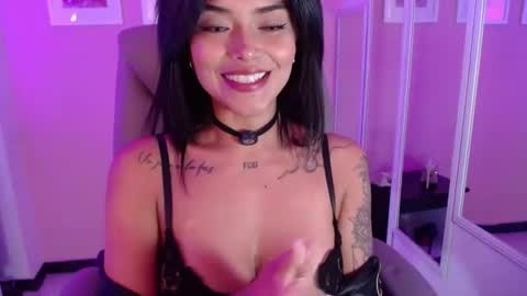 Snapshot of maria_jones chatting on July 3, 6:47 pm Instagram soymj01 online show from July 3, 6:47 pm