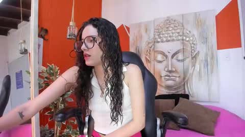 maria_turner1 online show from January 16, 11:47 am