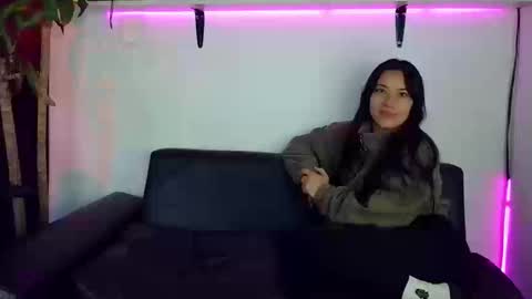 Snapshot of mariaa_paulaa chatting on September 9, 1:21 pm Maria Paula online show from September 9, 1:21 pm