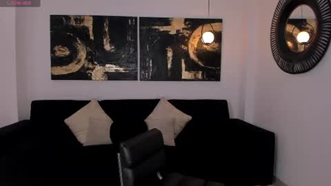 MARIA HERRERA  online show from July 31, 10:09 pm