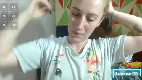 mariam_wish1 online show from June 24, 5:01 pm