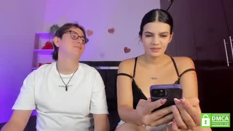 Mariana and Ronny online show from July 8, 8:57 pm