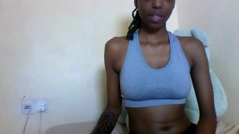Mariana online show from June 22, 9:56 pm