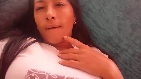 marianaaladejo online show from October 24, 4:14 pm