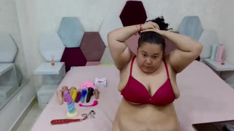 mariana online show from April 4, 2:58 pm