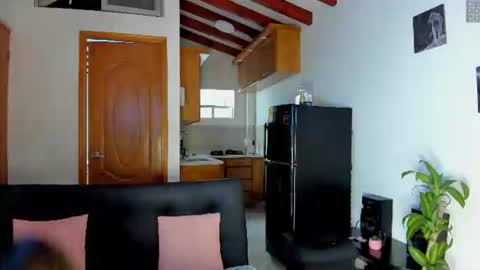 Snapshot of marianagomez__ chatting on June 29, 11:43 am Mariana online show from June 29, 11:43 am