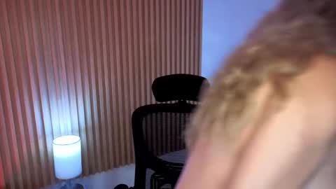 Marian Love  online show from April 8, 10:48 am