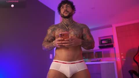 Snapshot of mariano_costa chatting on January 10, 1:51 am Mariano Costa online show from January 10, 1:51 am