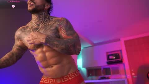 Snapshot of mariano_costa chatting on January 11, 3:22 am Mariano Costa online show from January 11, 3:22 am