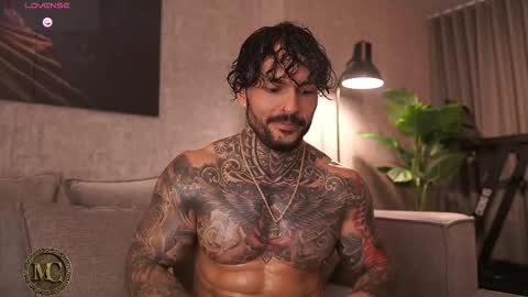 Snapshot of mariano_costa chatting on February 17, 1:46 am Mariano Costa online show from February 17, 1:46 am