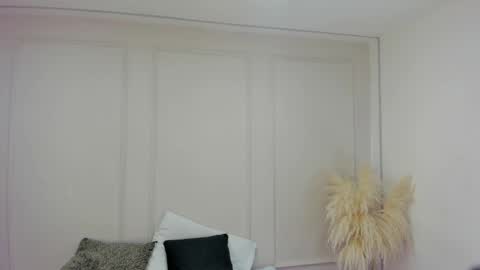 Maria Pettit online show from March 9, 11:58 am