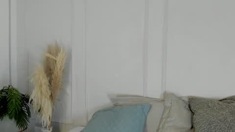 Snapshot of mariapettit chatting on July 10, 2:05 am Maria Pettit online show from July 10, 2:05 am